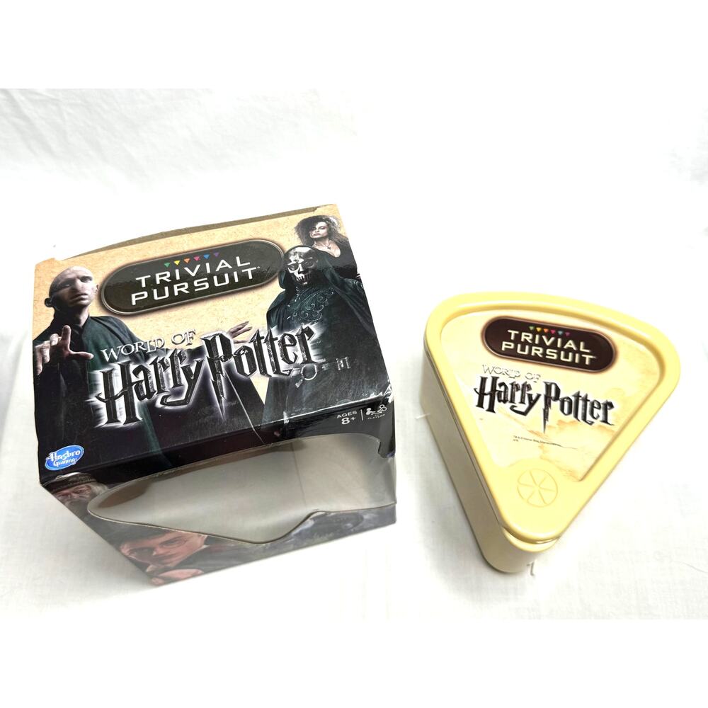 NIB World of Harry Potter Trivial Pursuit Game 600 ?'s 2 Plus Players Ages 8+